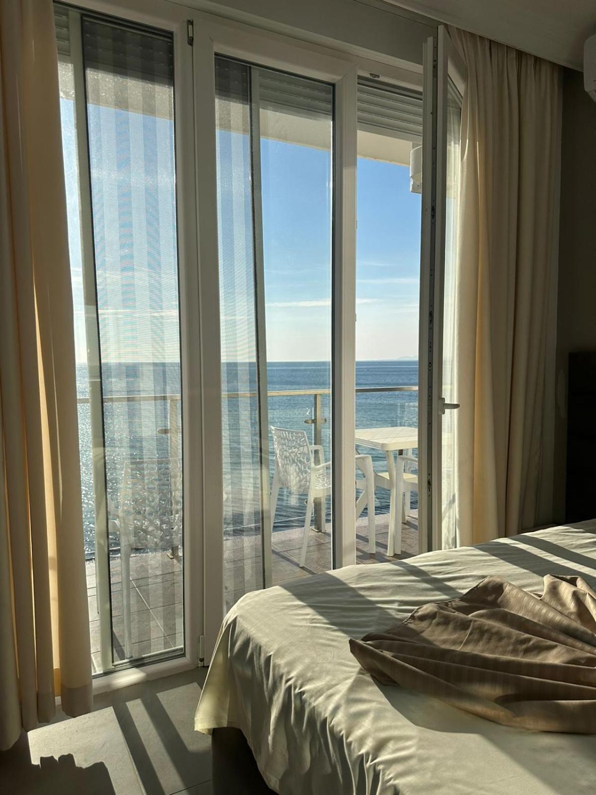 Deluxe Apartments With Balcony Shengjin Luaran gambar