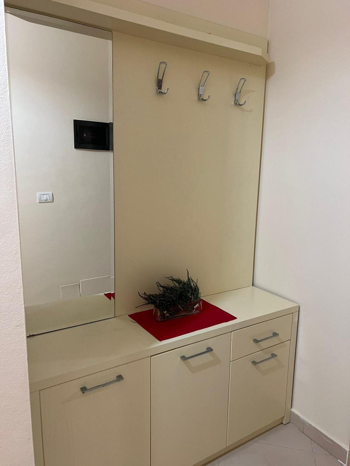 Deluxe Apartments With Balcony Shengjin Luaran gambar